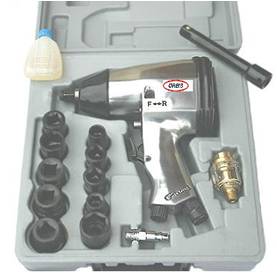 1/2" IMPACT WRENCH KIT C/W SOCKETS